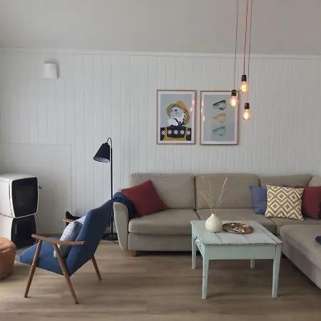 Hjellebua Holiday home Stamsund
